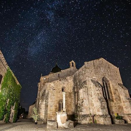 Du Haut Des Remparts Brigueuil Buitenkant foto