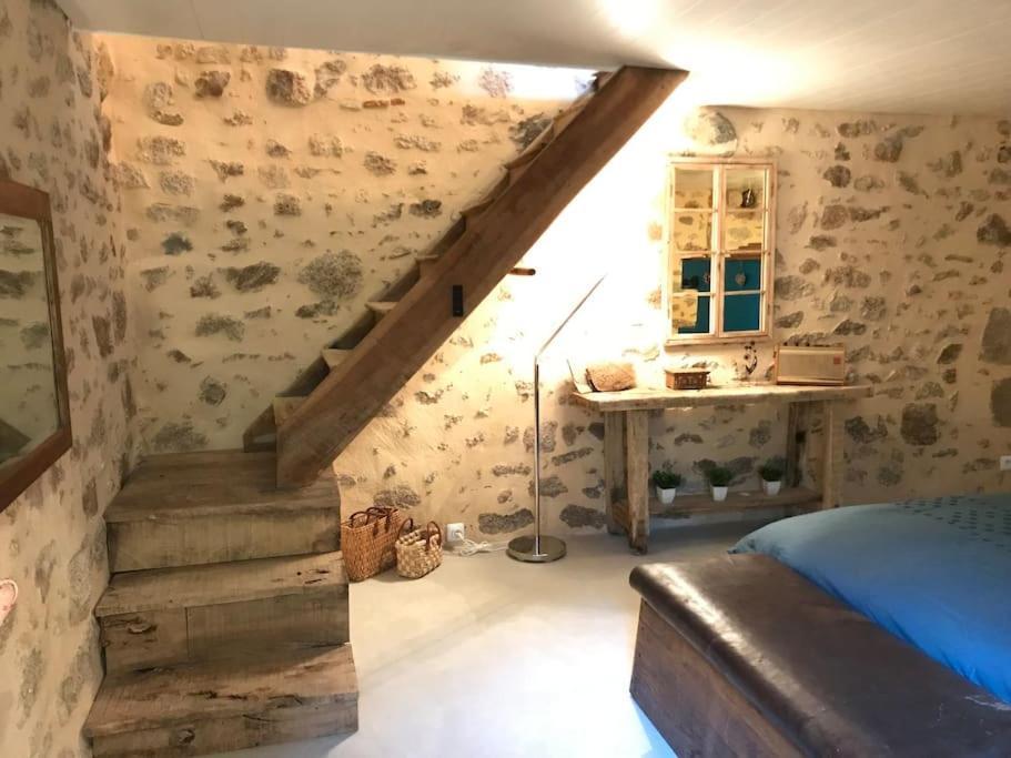 Du Haut Des Remparts Brigueuil Buitenkant foto